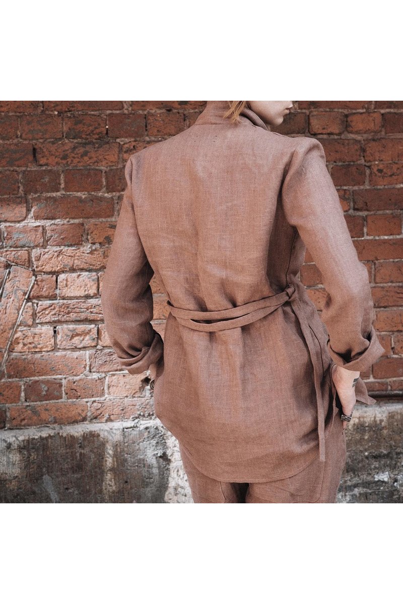 Женский пиджак из стираного льна