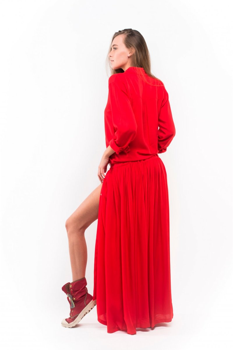 Платье рубашка из хлопка красного цвета