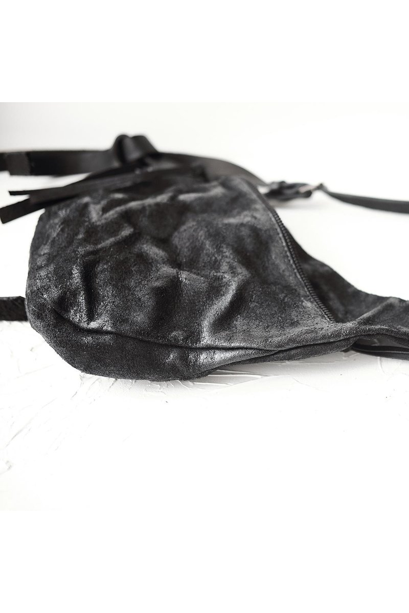 Кожаная сумка 129Y (M) черная