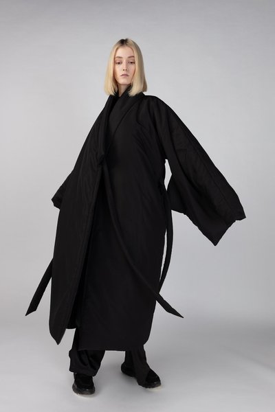 Куртка «Юката» с объемными рукавами, черный